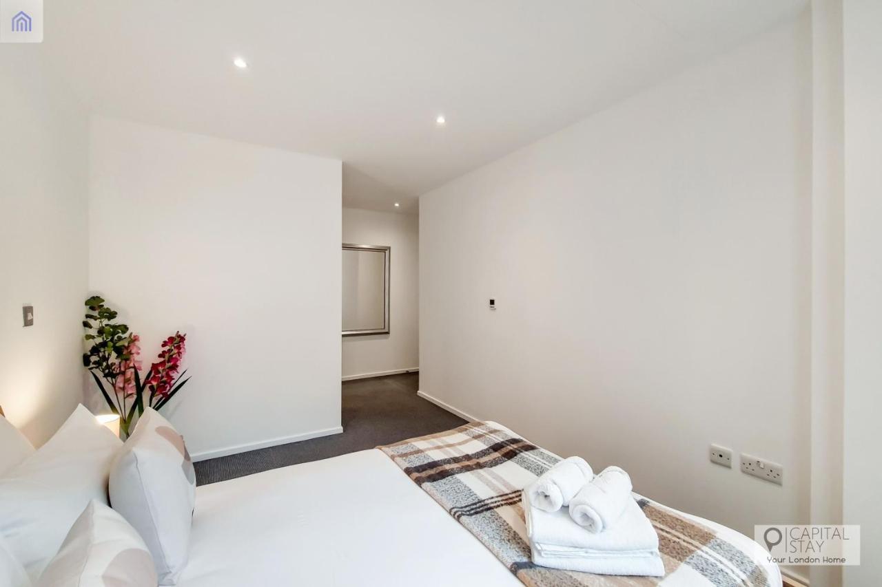 Fully Serviced Two Bed Apartment By Excel & O2 London Eksteriør billede