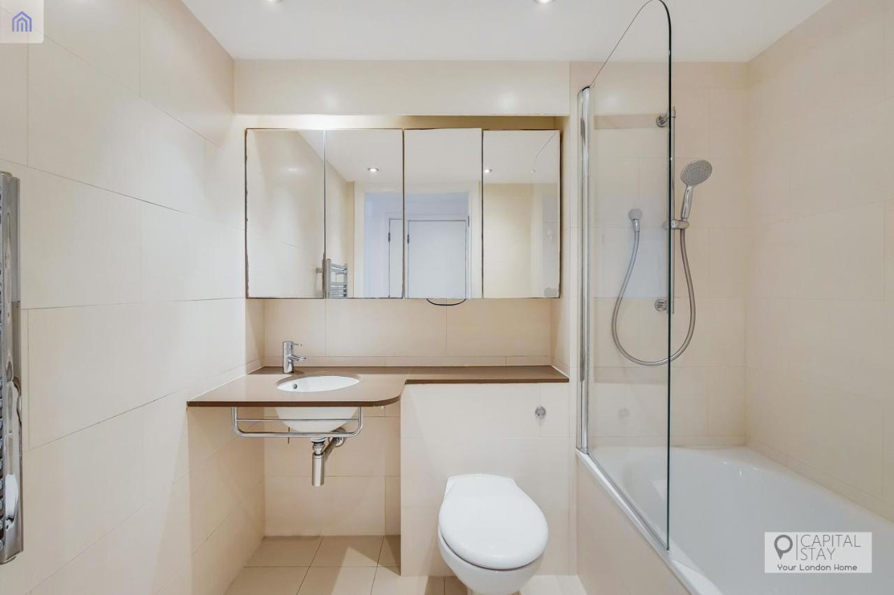 Fully Serviced Two Bed Apartment By Excel & O2 London Eksteriør billede